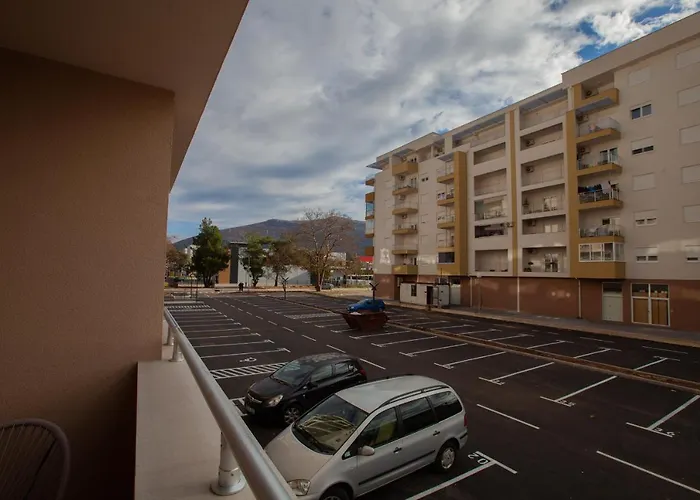 아파트 Iskra 트레빈예